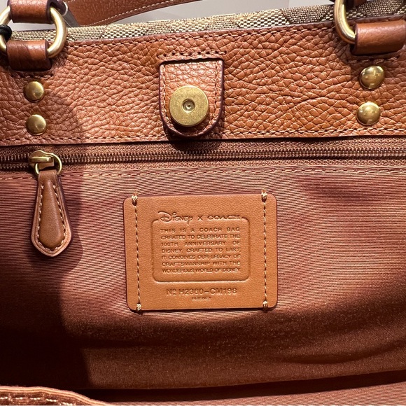 Disney X Coach Dempsey Carryall Jacquard With Mickey Mouse Print Tote Bag CM198 - Picture 8 of 9